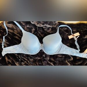 BODY BY VICTORIA 36C NWT Lightly Lined Lace Full-Coverage Bra Victoria’s Secret